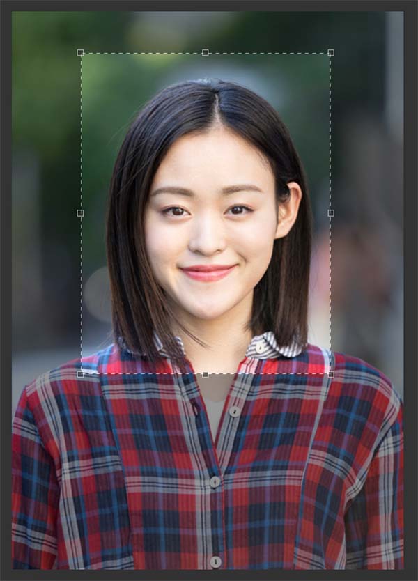 証明写真の背景を自動で白に変更 スマホとコンビニで作る証明写真